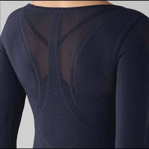 Lululemon reveal long sleeve